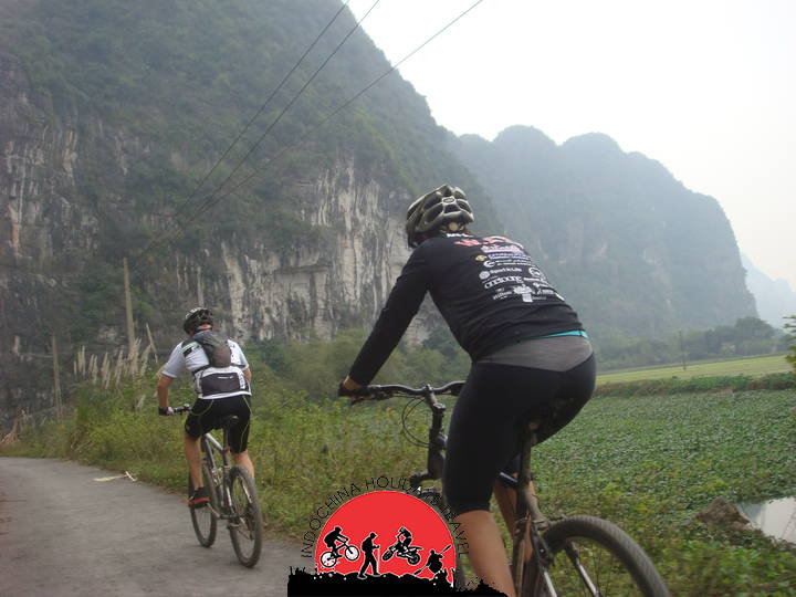 1 Day Hanoi Biking To Ninh Binh – Tam Coc Cave