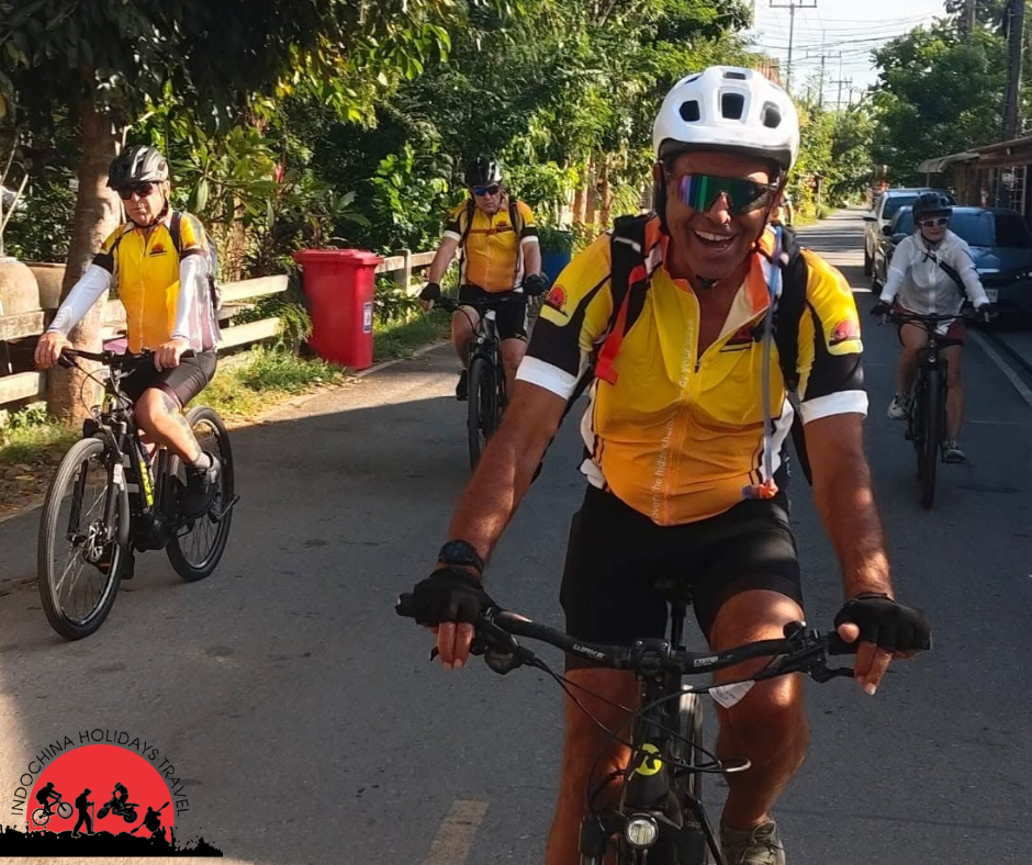 4 Days Hanoi Biking To Mai Chau and Ninh Binh