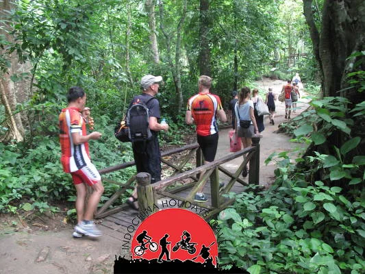 25 Days Cycle and Trekking from Luang Prabang to Hanoi
