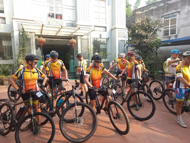4 Days Hanoi Biking Adventure To Sapa 1