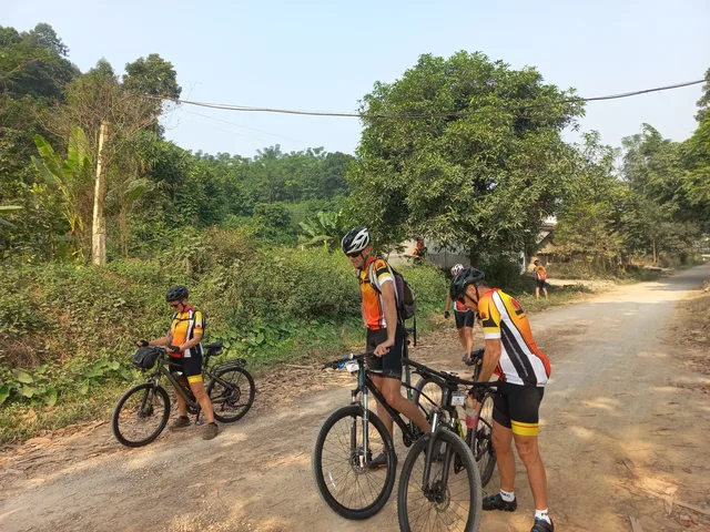 4 Days Hanoi Biking Adventure To Sapa 4