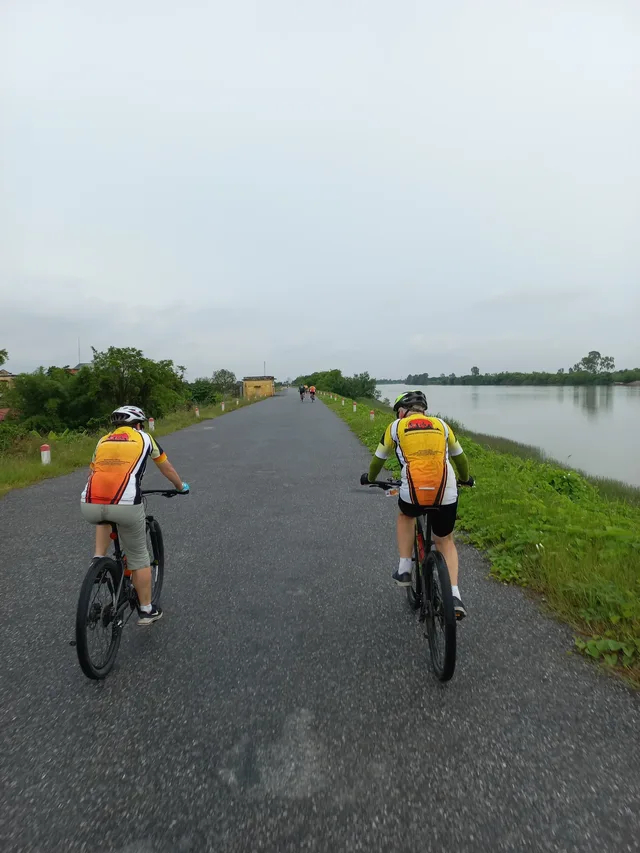 7 days Saigon Express Cycling Tour To Hanoi 1