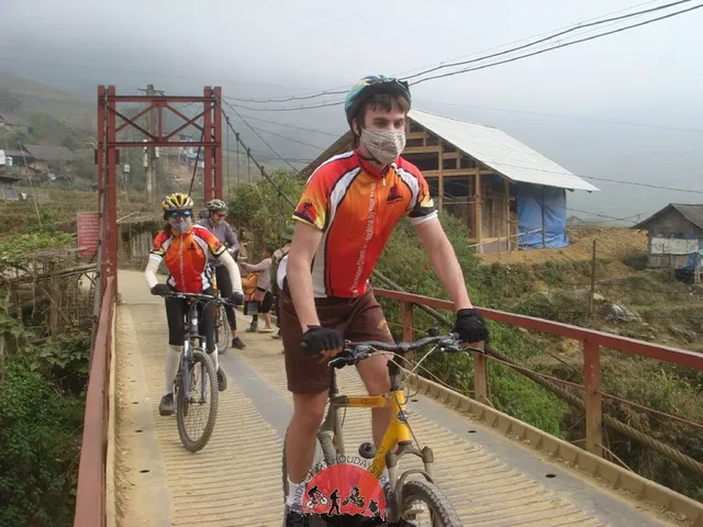 Hanoi Biking To Mai Chau and Ninh Binh - 4 Days 1