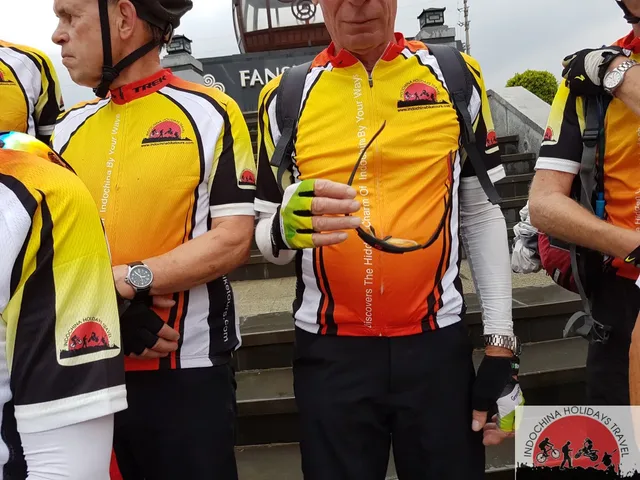 Hanoi Cycing To Siem Reap Tour – 25 days 3