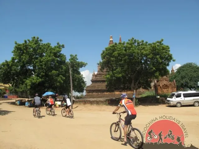 Ho Chi Minh City Cycling To Hue - 8 Days 3