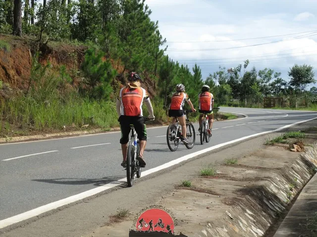 Hue Biking To DMZ – 2 Days 2